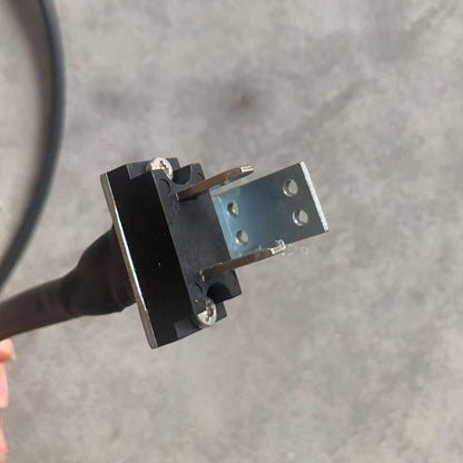 Z20 PRO laikiklis baterijos iškrovimui rinkinyje